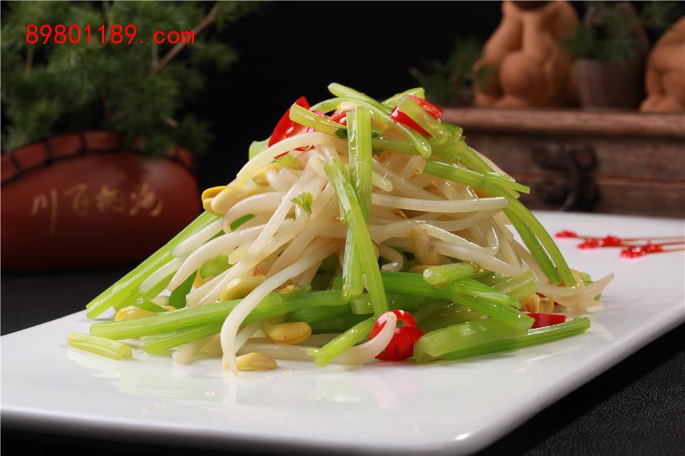 小芹菜拌豆芽